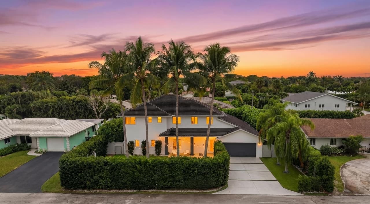 1044 NW 6th Dr, Boca Raton, FL 33486